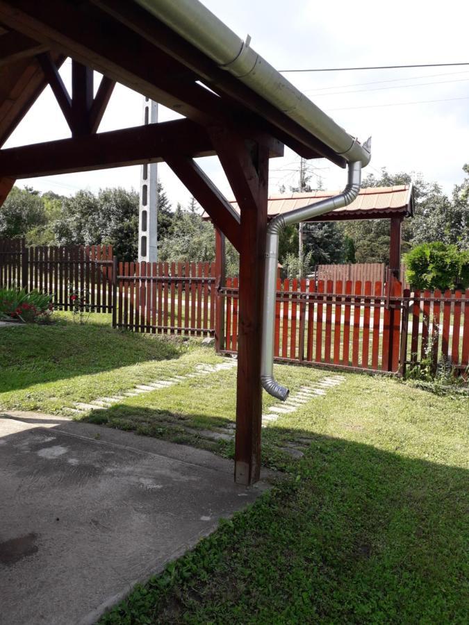 Matyas Apartman Tard Exterior foto