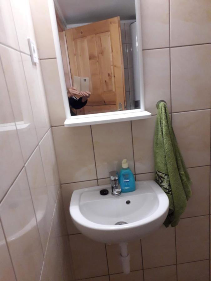 Matyas Apartman Tard Exterior foto